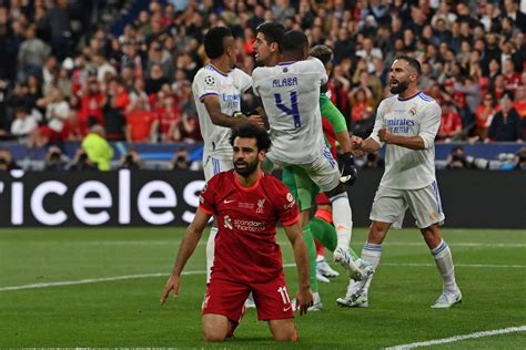 Real Madrid beats Liverpool to reach Champions League QF